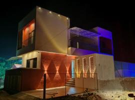 NIRVANA Villa，位于纳加奥恩的酒店