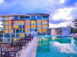 Golden Manora Hotel Bangtao Beach Phuket，位于邦涛海滩的酒店