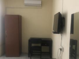Comfie Guest House，位于Kasoa的酒店