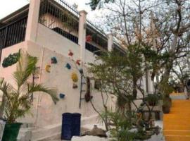 Los tisseaux，位于Casares的宠物友好酒店