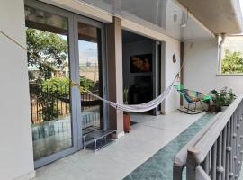 Casa La Ceiba，位于圣何塞德尔瓜维亚雷的宠物友好酒店