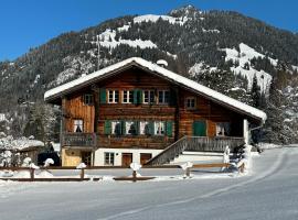 Alpenchalet Haldeli Gstaad Ferienwohnung im 1-Stock，位于格施塔德的酒店