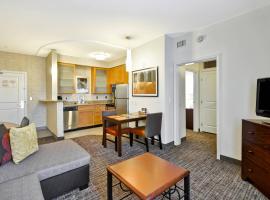 格尔夫波特比洛克西机场万豪原住客栈，位于格尔夫波特的酒店