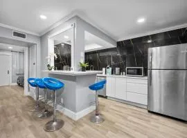 Modern Comfort Retreat with King Bed & Free Park