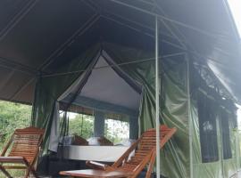 Makulu Jungle Camping Sigiriya，位于丹不拉的豪华帐篷营地