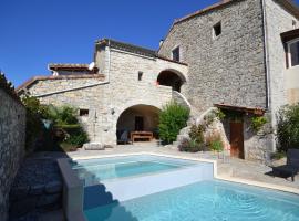 Amazing apartment in Lanas with large garden
