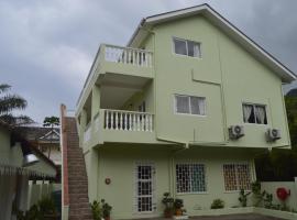 Chez Payet Airport Guesthouse