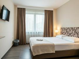 Neelkanth Hotel and Restaurant，位于Dabhoi的酒店