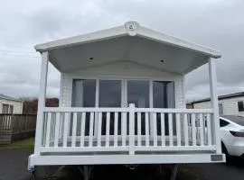 The Retreat - Turnberry Holiday Park Amazing Sea Views