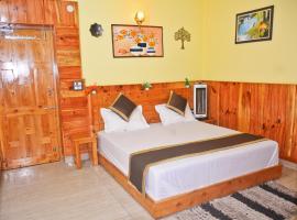 Anurag Hotel Chakrata，位于恰克拉塔的酒店