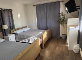 Hotel Mision Ferrer，位于San Vicente的酒店