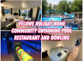 VELUWE HOLIDAY HOMES - With Community Swimming Pool, Bar, Restaurant, Bowling and Supermarket Facilities in the Veluwe National Park，位于洪德洛的酒店