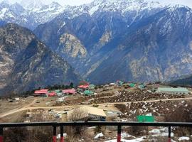 Nanda Devi Stays，位于乔斯希马特的酒店