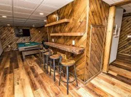 Camelback Ski Mts,Firepit, Hottub,Kalahari WaterPark,Linens!
