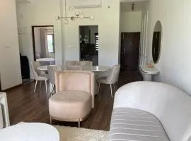 Luxury Golf Apartment
