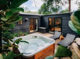 Mystwood Spa Cabins，位于沃洛比的Spa酒店