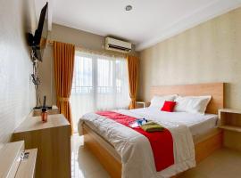 RedLiving Skyview Setiabudi Apartment Medan - KamarKu，位于Polonia Airport的酒店