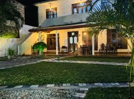 Akash villa mirissa