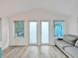 Tropical Oasis 2BR w Pool