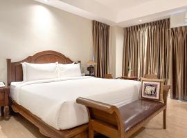 Kokhaburi Hotel，位于Ban Na Wiang的酒店