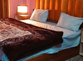 Golden Valley Hotel