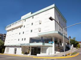 Hotel Concatto，位于法罗皮利亚南卡希亚斯机场 - CXJ附近的酒店