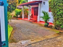 Stylish Escape House-Walk to Beach Vacation Rental Hikkaduwa