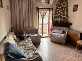 Your village house，位于El Hoyo de Pinares的酒店