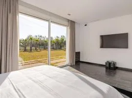 Villa Luxueuse 4 Chambres au Cœur du Domaine a El Menzeh