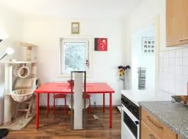 Charming Vienna Retreat with Garden Metro Access