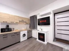 RentHouse Apartments-Old Town Studio #2