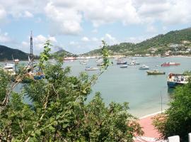The Boathouse Cottage，位于Carriacou的酒店