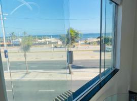 Mini Casa - Orla - 8 Janelas Vista Mar!，位于萨尔瓦多的小屋