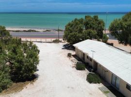 瓦尔德塞茨海滩公寓，位于德纳姆的酒店