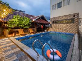 Mira Boutique Hotel Quy Nhon，位于归仁的酒店