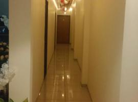 AR Hotel，位于Māira的酒店