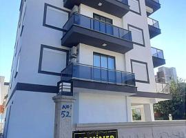 ŞAHİNER APART Otel，位于菲尼凯的酒店