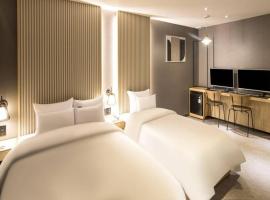Day & Night Hotel，位于仁川市的酒店
