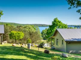 Zielone Domki Morze i Jezioro，位于Siecino的酒店