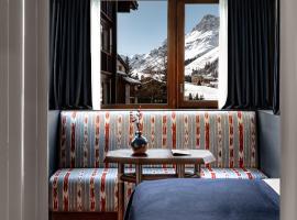 Experimental Chalet Val d'Isère，位于瓦勒迪泽尔的酒店