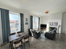 Longsands Apartment, Tynemouth Luxury Coastal Retreat，位于泰恩茅斯的酒店