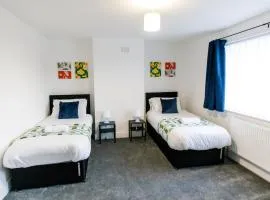 Spacious 2Bed - Great for Contractors - Driveway&Garden