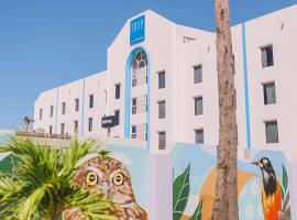 TRYP by Wyndham Aruba Adults Only Hotel，位于棕榈滩的酒店