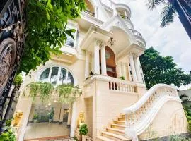 KN1 HOLIDAY VILLA