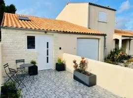 Charming place 10 minutes from La Rochelle