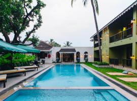 The Project Cafe and Hotel，位于Aldona的酒店