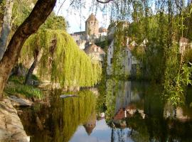 Les Rives de l'Armançon，位于欧苏瓦地区瑟米的酒店