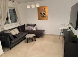 Awesome Apartment Netanya