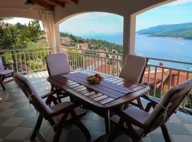 Luxury 2 Bedrooms App in Rabac - Istra，位于拉巴克的酒店