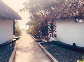 B Home Resort and Spa，位于Lungi的酒店